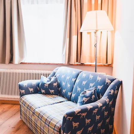 Rauscher Und Paracelsus Hotel 3*