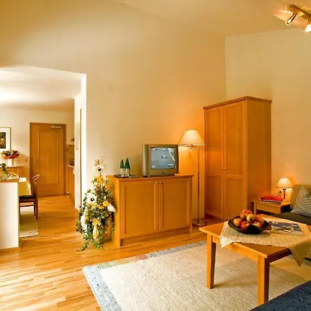 Rauscher - Naturteichparadies 酒店 3*