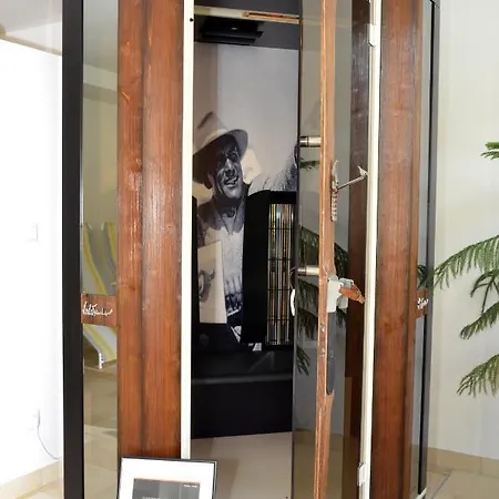 Rauscher Und Paracelsus Hotel 3*